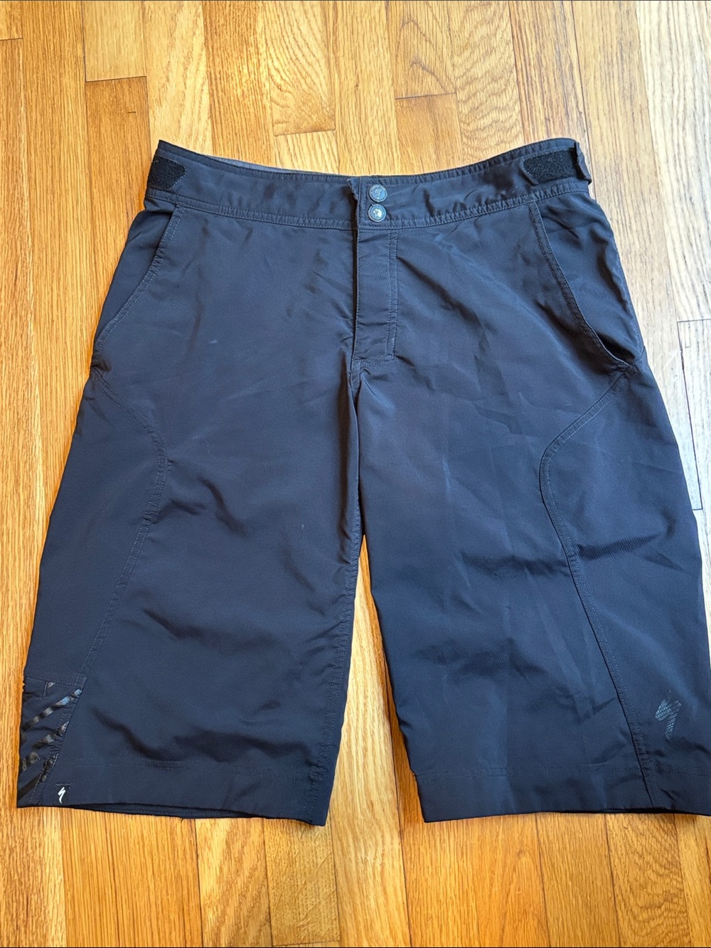 Men’s specialized mountain bike shorts - 32